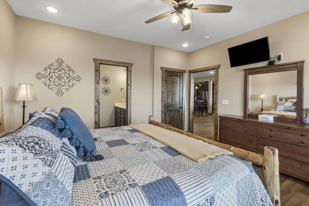 85 David Shawn Drive — photo 22