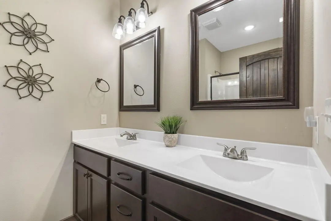 85 David Shawn Drive — photo 23