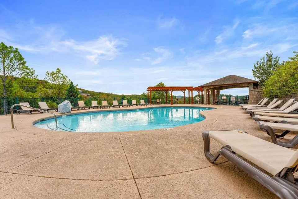 200 Majestic Drive — photo 34
