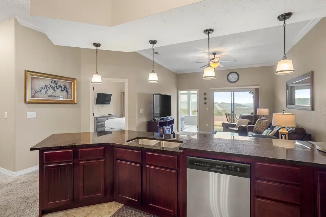 200 Majestic Drive — photo 7