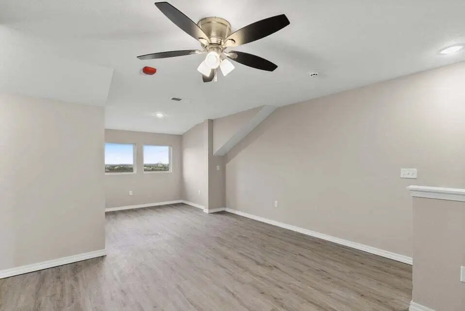 3016 N Vineyards Terrace — photo 23