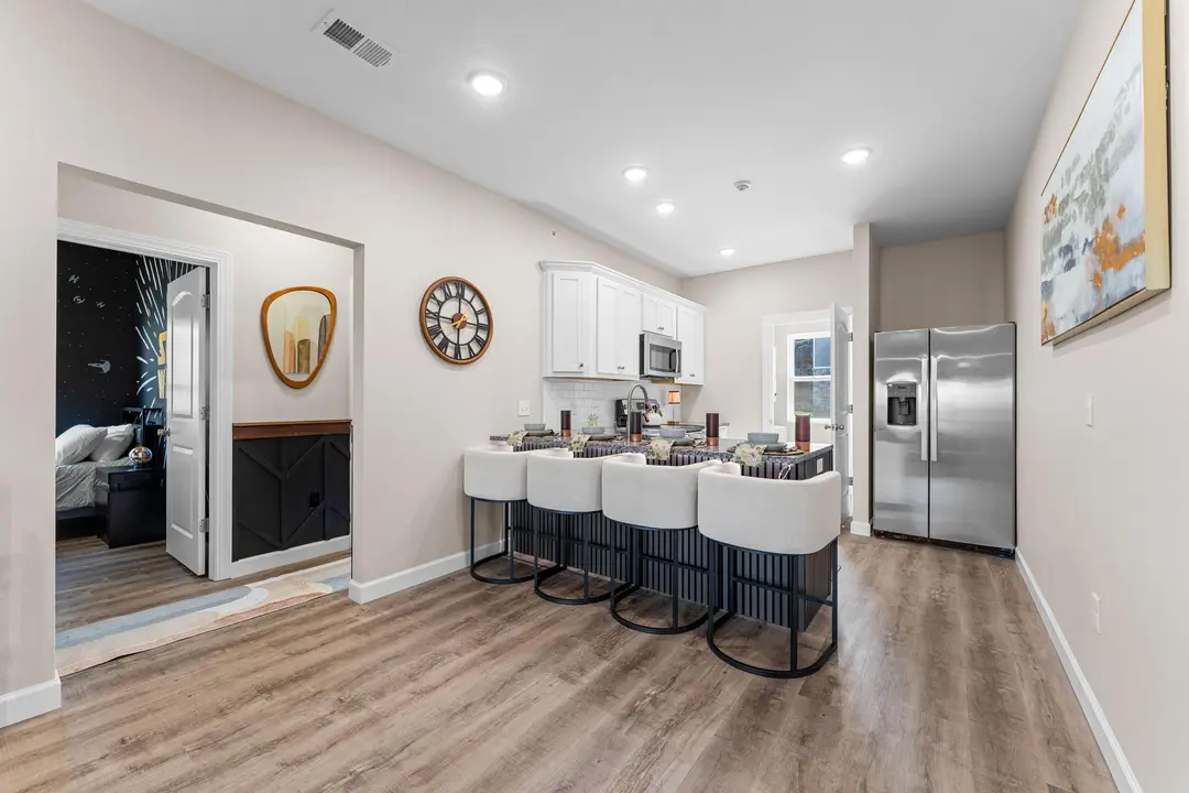 3010 N Vineyards Terrace — photo 6