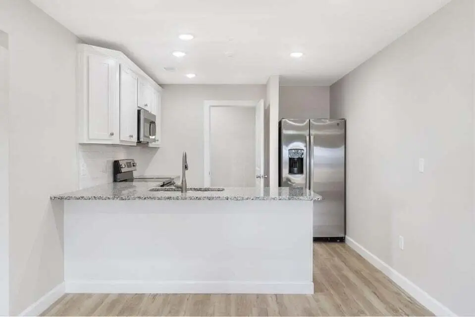 3014 North Vineyards Terrace — photo 5