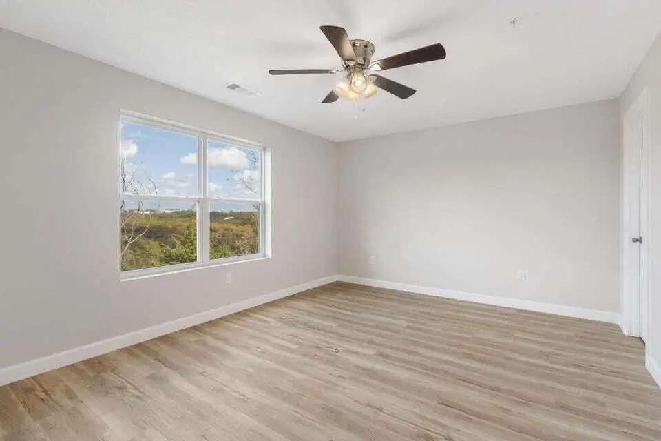 3014 North Vineyards Terrace — photo 8