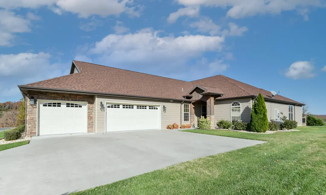 82 Mountain View Court
