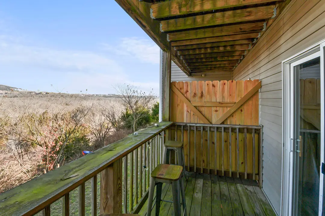 2952 Vineyards Parkway — photo 31