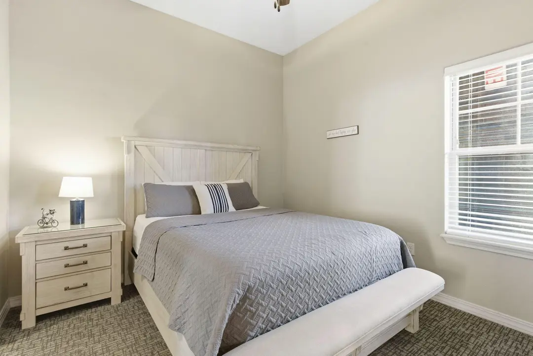 200 Majestic Drive — photo 6