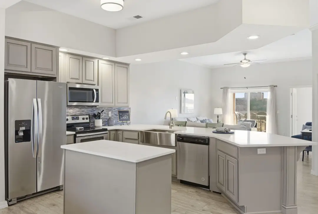200 Majestic Drive — photo 10