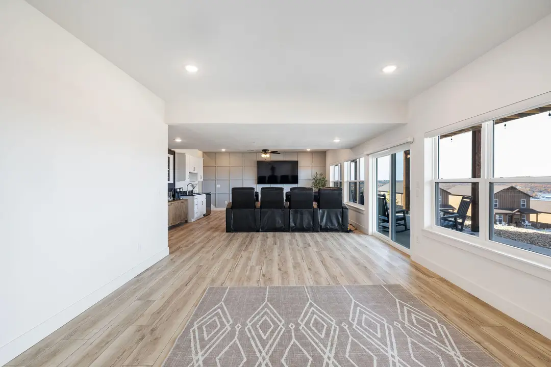 135 Frontier Way — photo 29