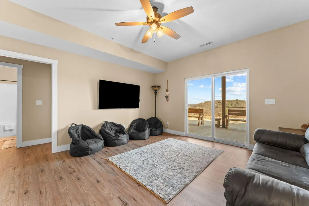 60 Settlers Cv Kimberling City — photo 16