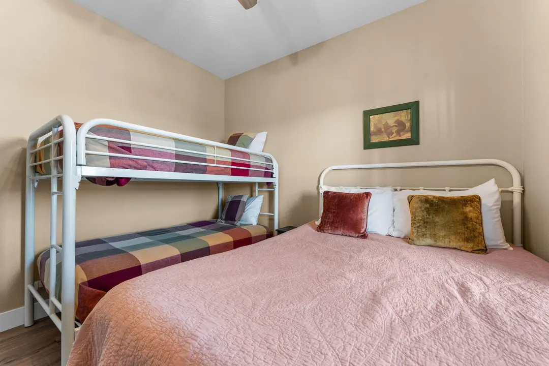 60 Settlers Cv Kimberling City — photo 29