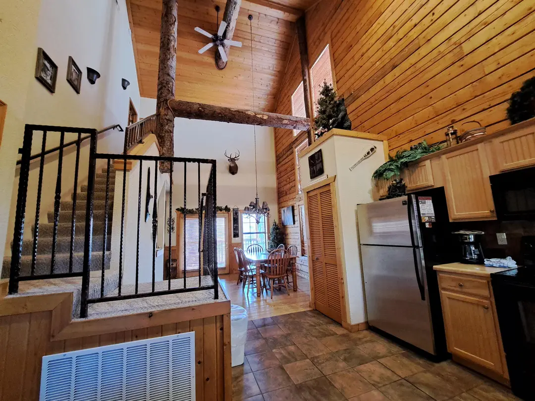 316 Summer Drive — photo 12