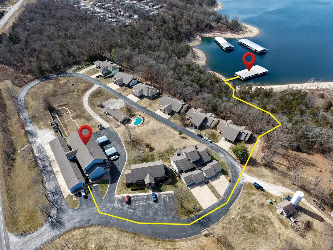 110 Kimberling Shores Lane — photo 2