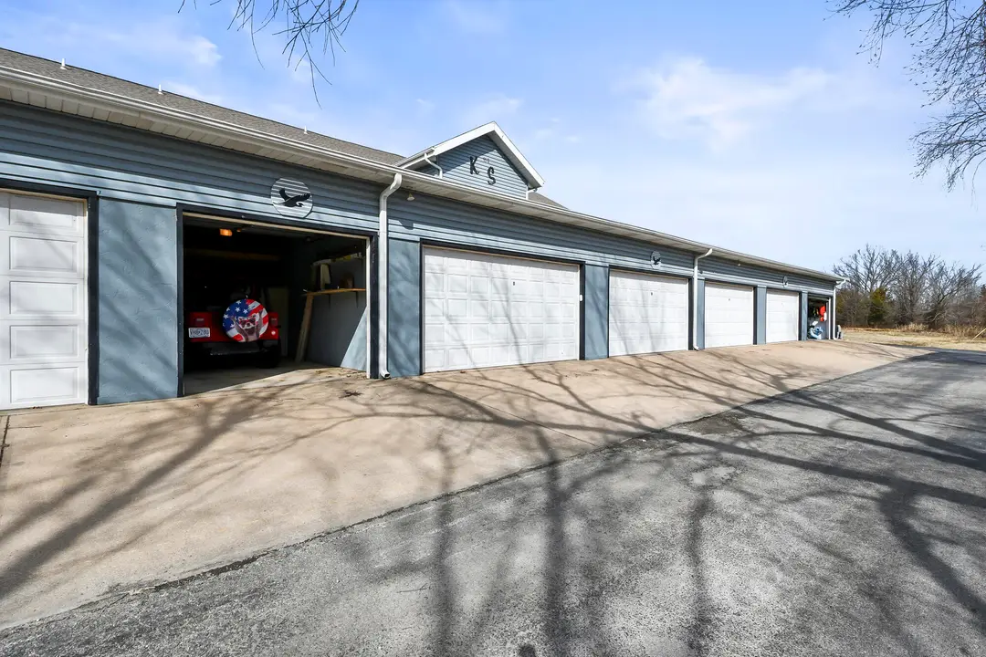 110 Kimberling Shores Lane — photo 52