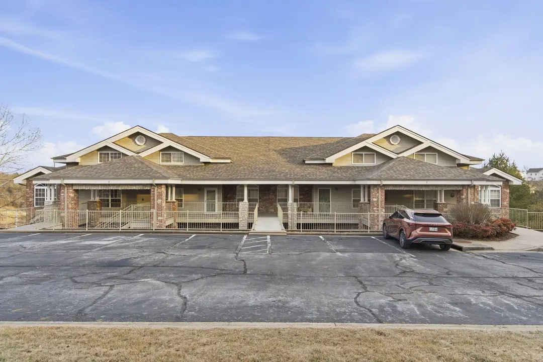 201 Golfview Drive — photo 4