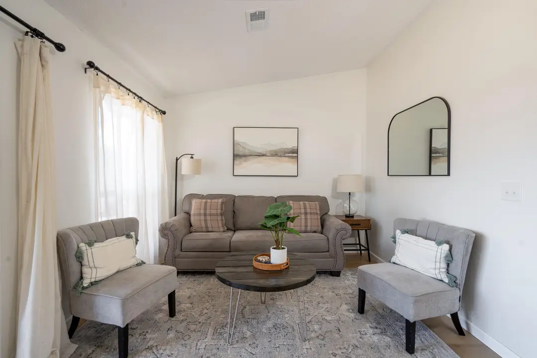 158 Troon Drive — photo 3