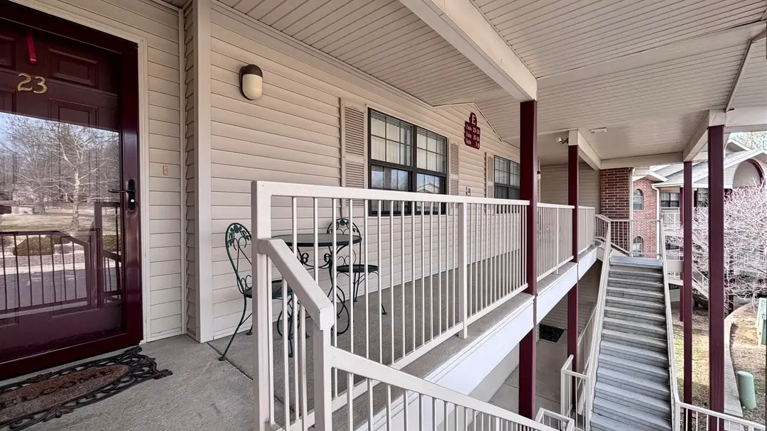 350 South Wildwood Drive — photo 3