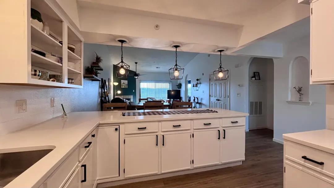 350 South Wildwood Drive — photo 4