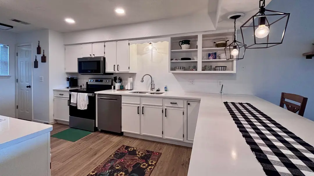 350 South Wildwood Drive — photo 7