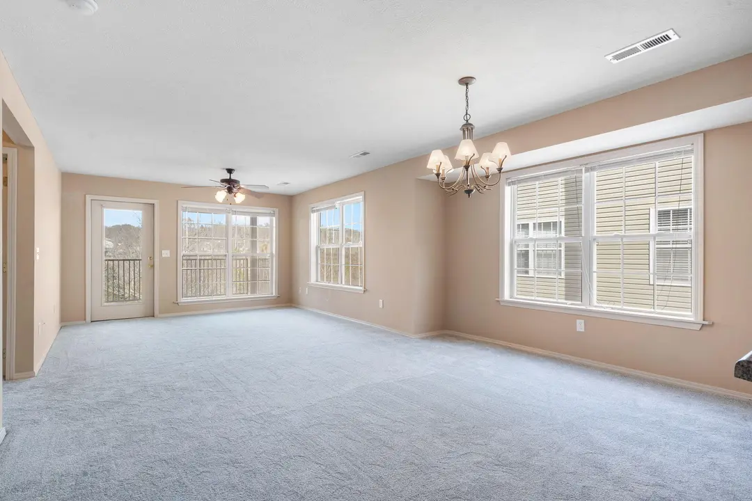 134 Cozy Court — photo 4