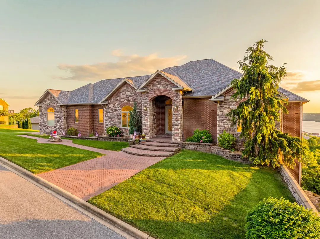 295 Split Rock Drive