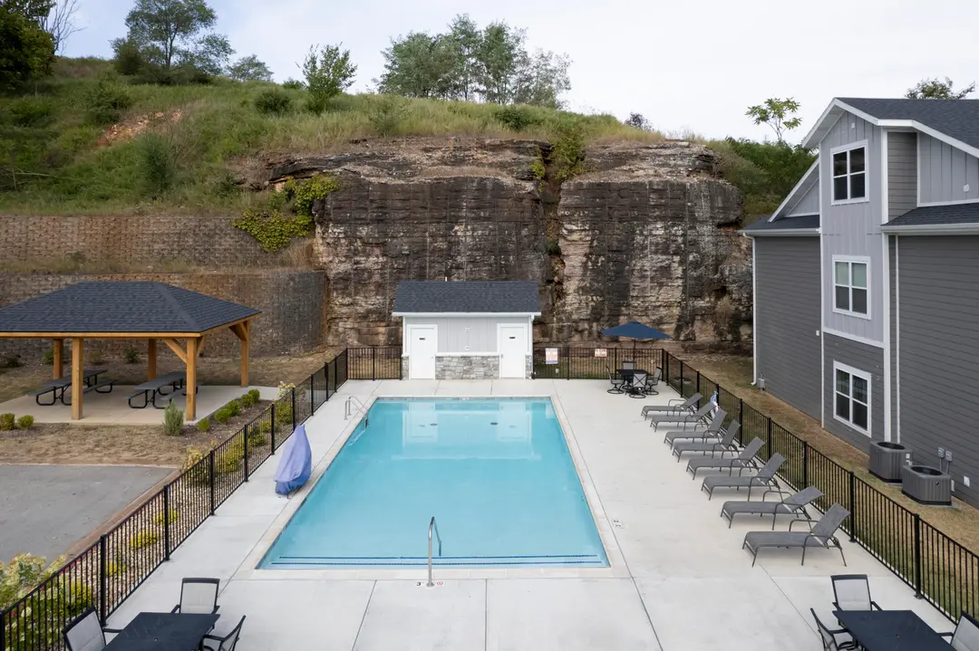 3111 S Vineyards Terrace — photo 12