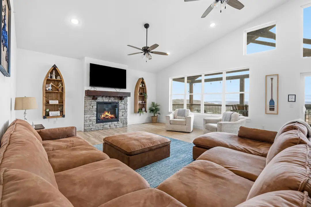 270 David Shawn Drive — photo 16