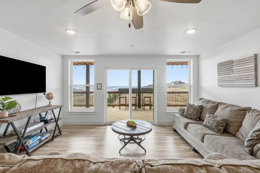 270 David Shawn Drive — photo 33