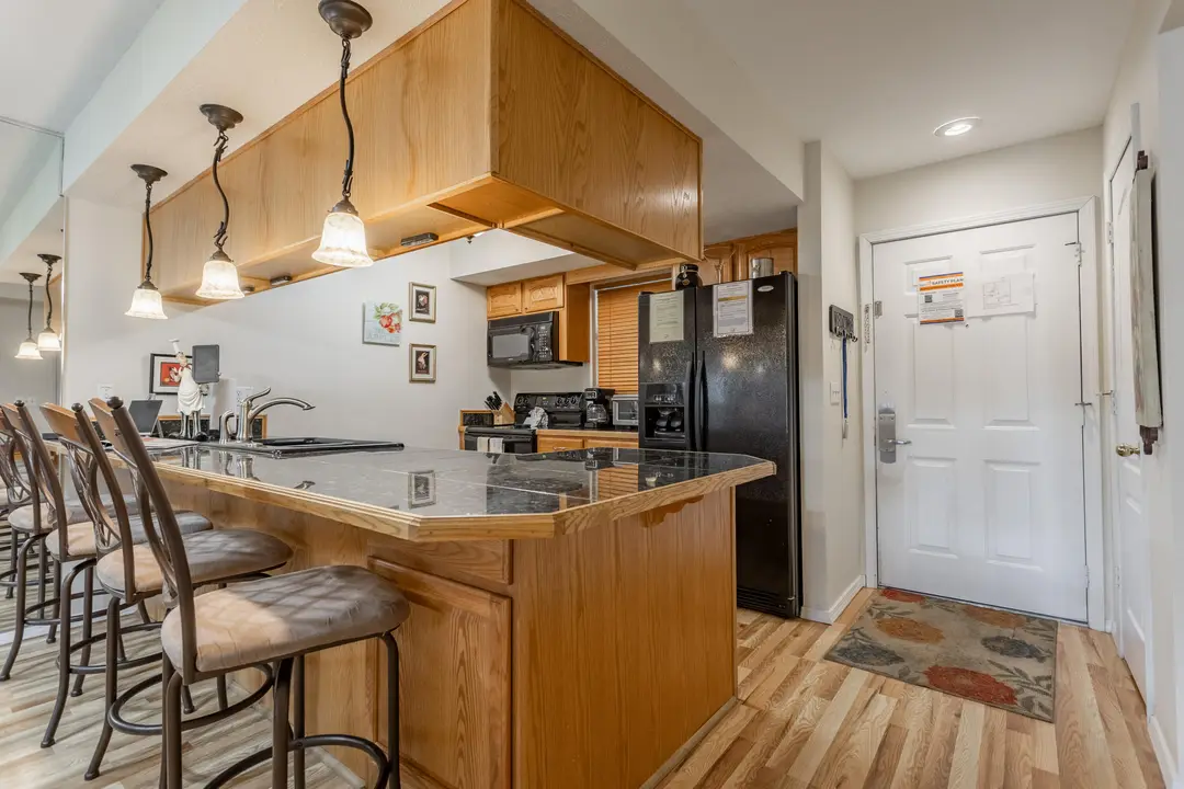 150 The Bluffs — photo 10