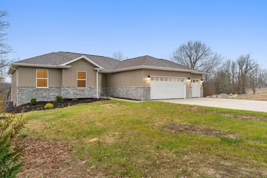 1373 Morningside Falls Boulevard — photo 3