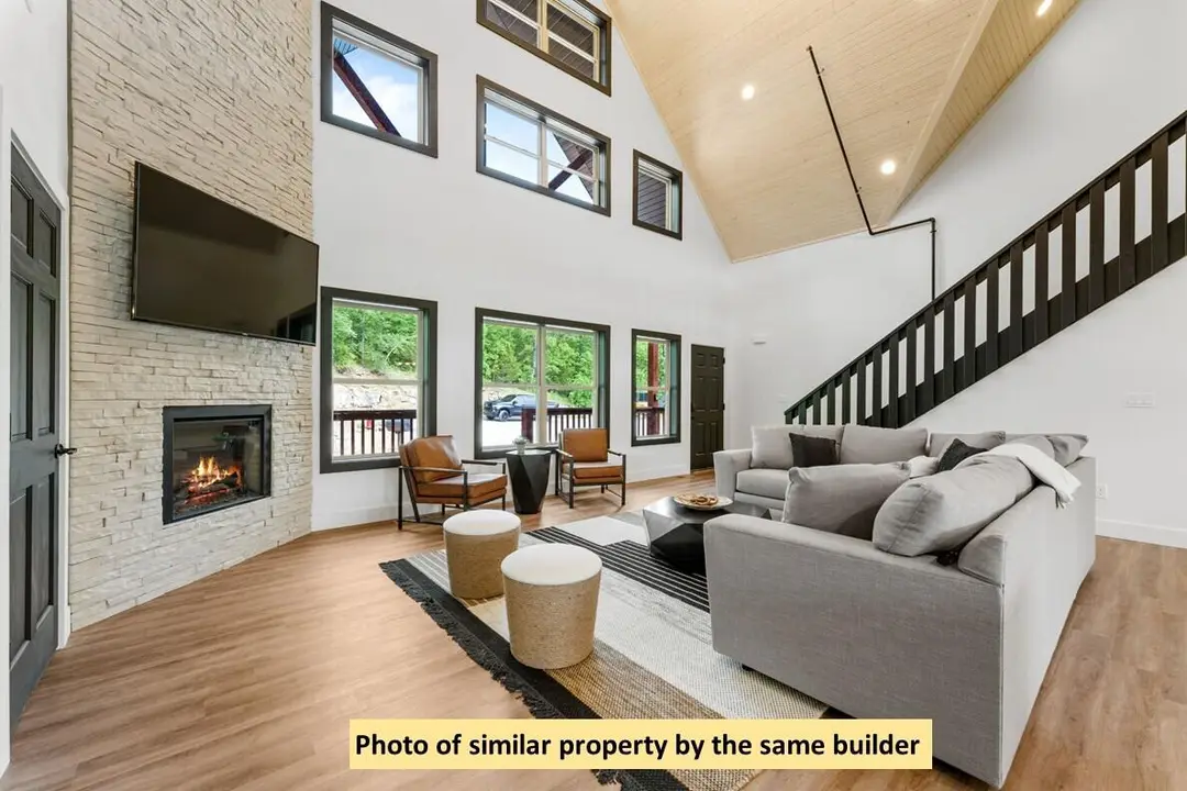 128 Poolside Way — photo 7
