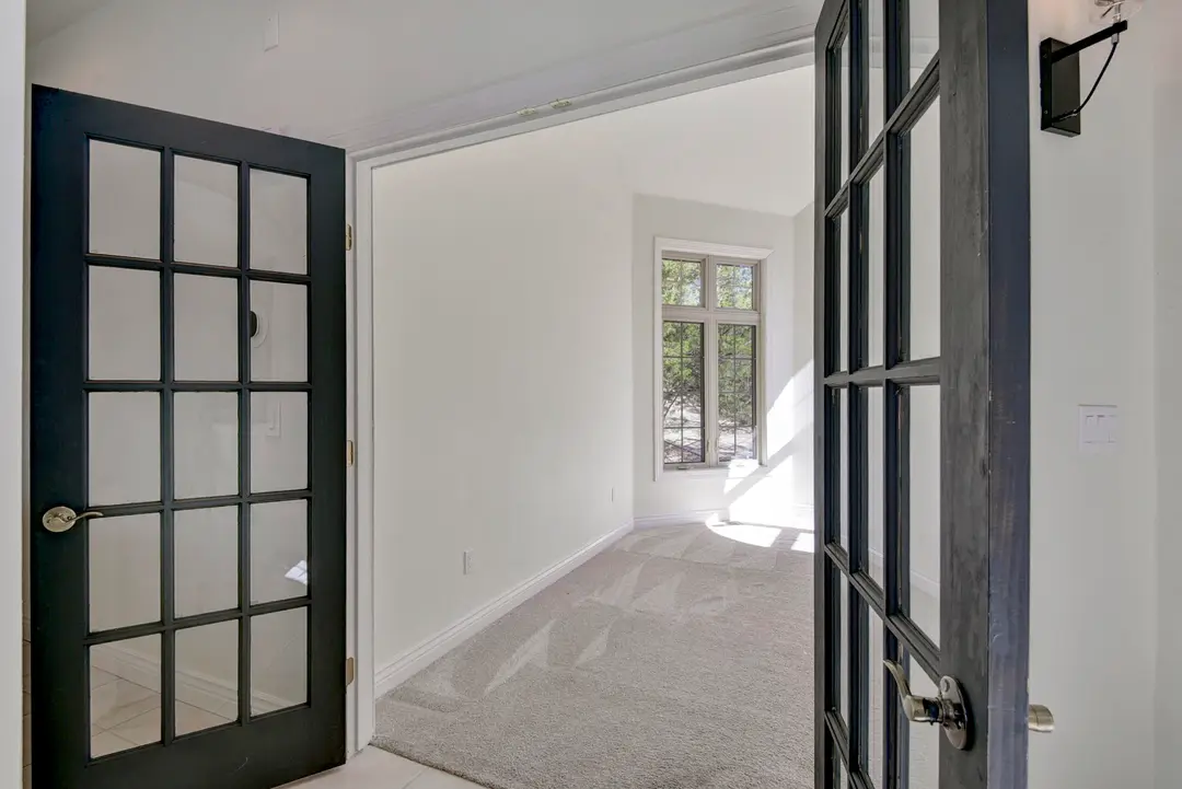 401 Silverwood Circle — photo 22