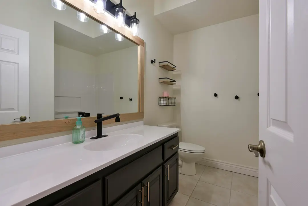 401 Silverwood Circle — photo 47