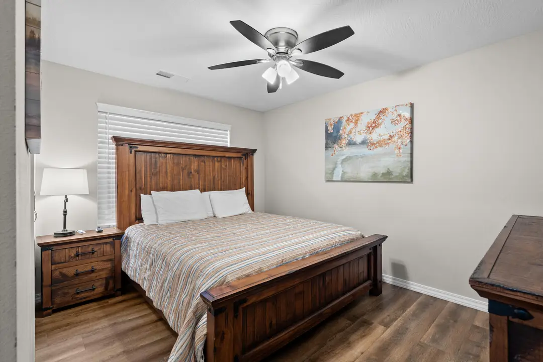3105 S Vineyards Terrace — photo 19