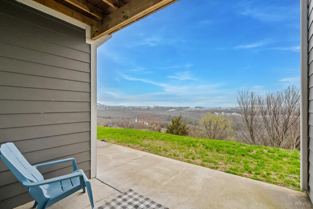 3105 S Vineyards Terrace — photo 21