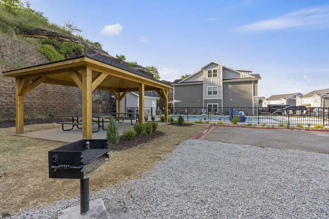 3105 S Vineyards Terrace — photo 28