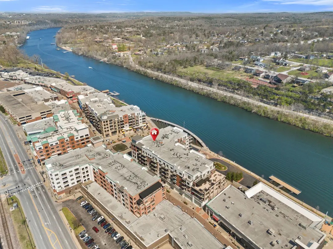 10312 Branson Landing Boulevard — photo 2
