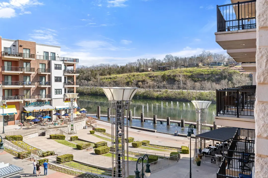 10312 Branson Landing Boulevard — photo 51