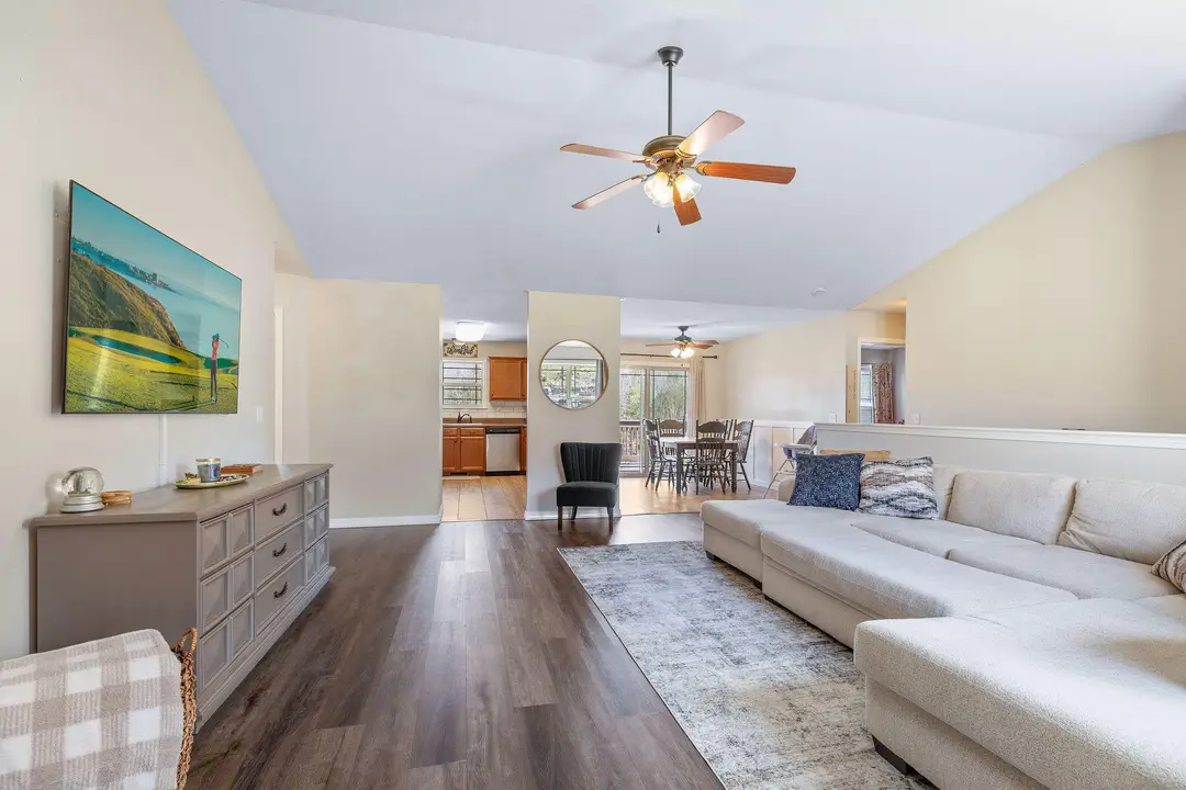 150 Whispering Meadows Parkway — photo 8