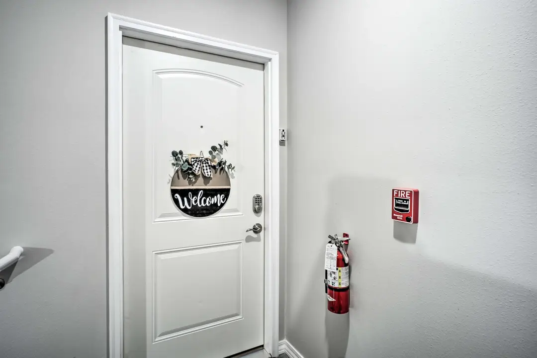 3107 S Vineyards Terrace — photo 20