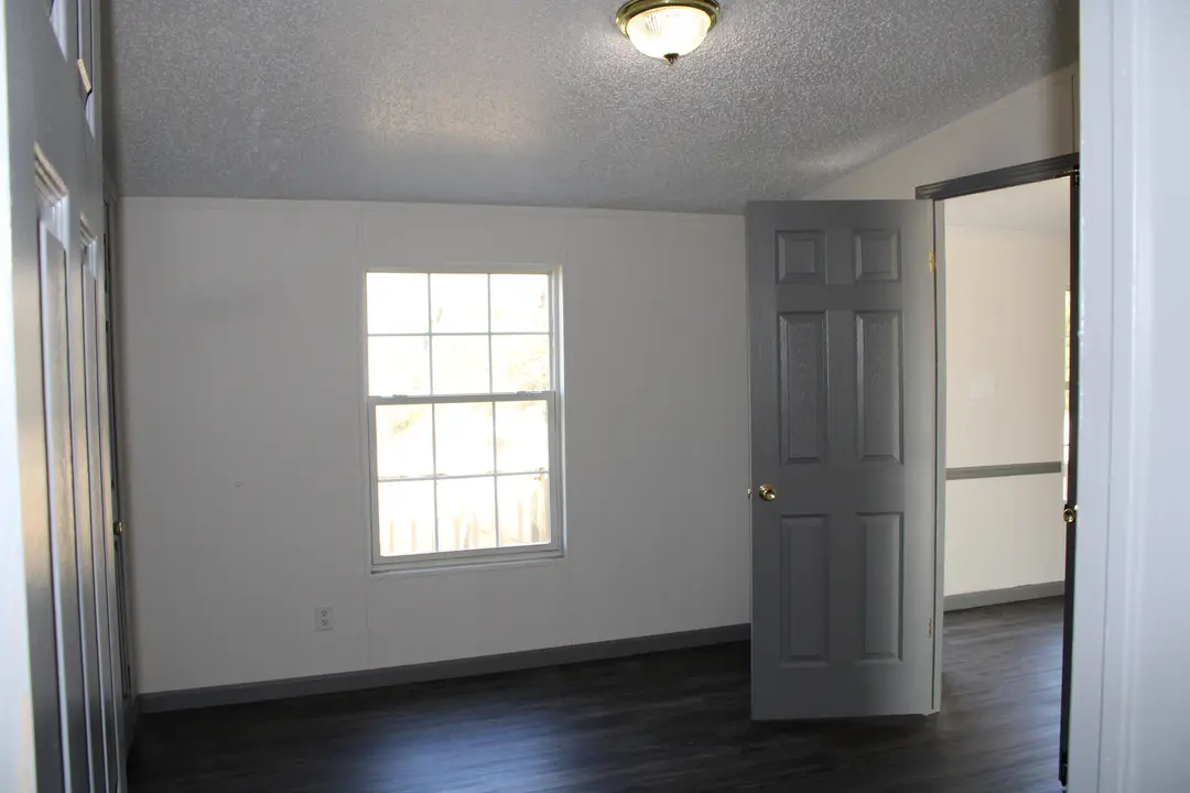 2128 State Highway O — photo 37