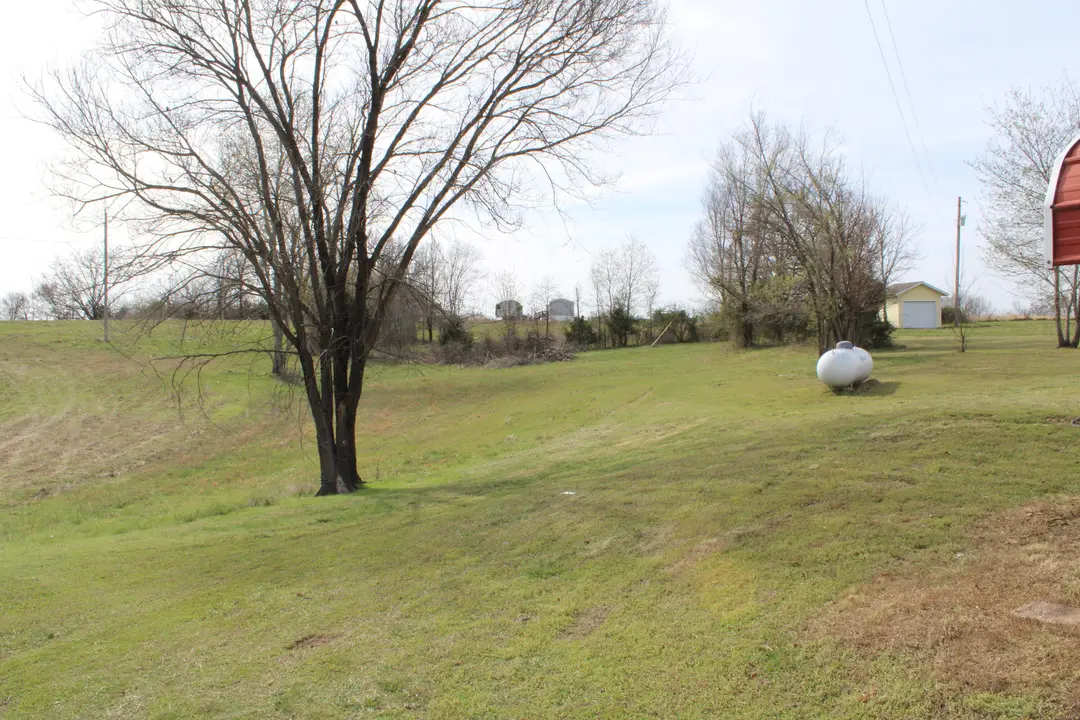 2128 State Highway O — photo 10