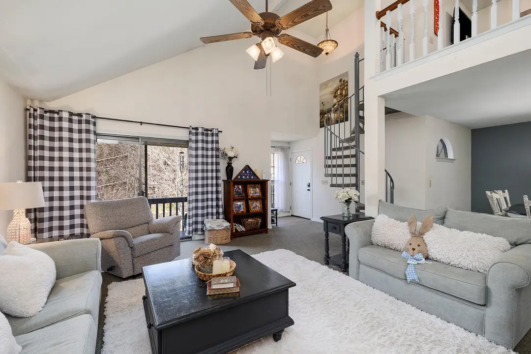 7811 Cozy Cove Road — photo 3
