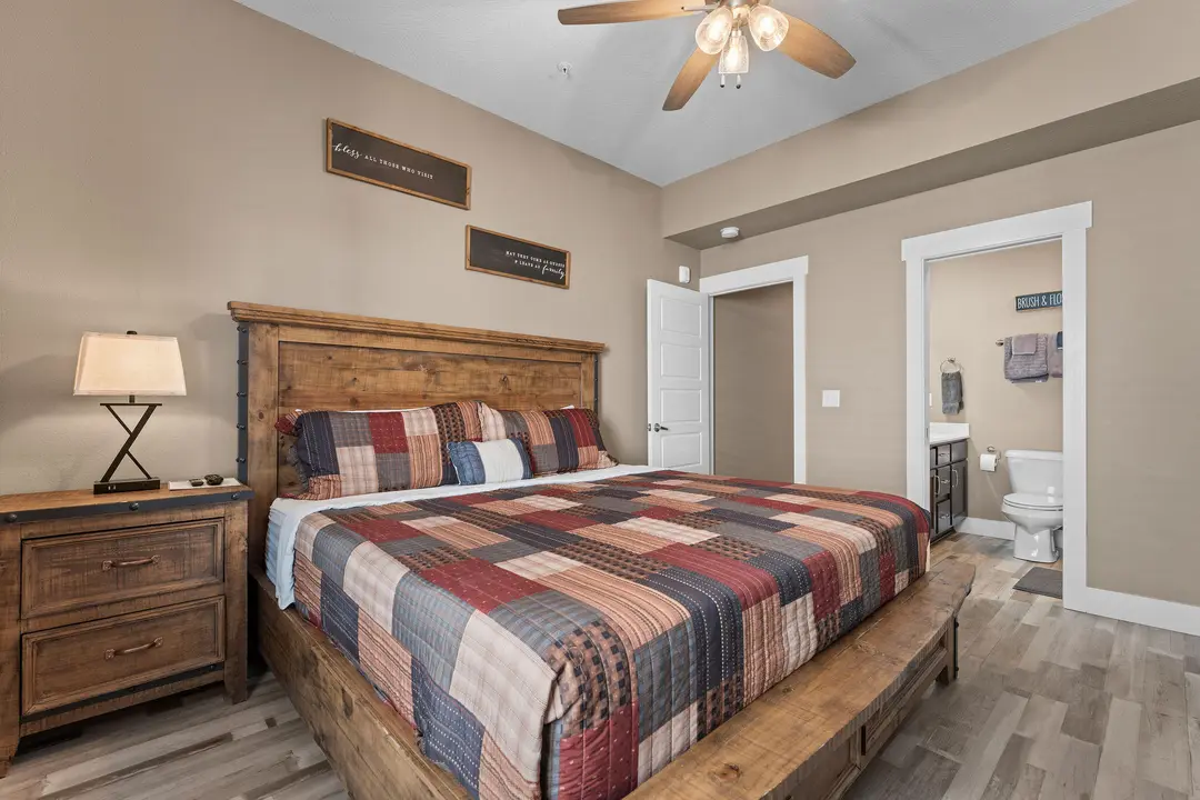 128 Chateau Mountain Court — photo 53