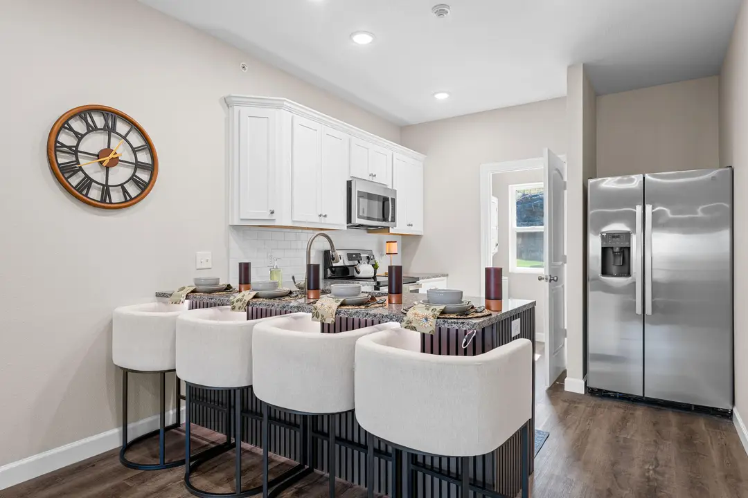 3013 N Vineyards Terrace — photo 3