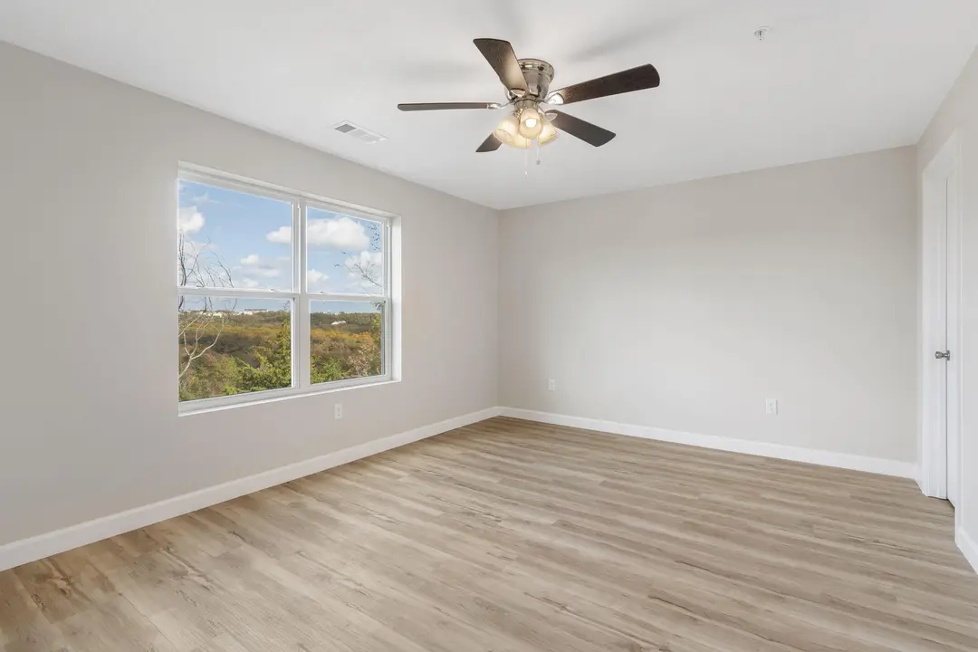 3013 N Vineyards Terrace — photo 9