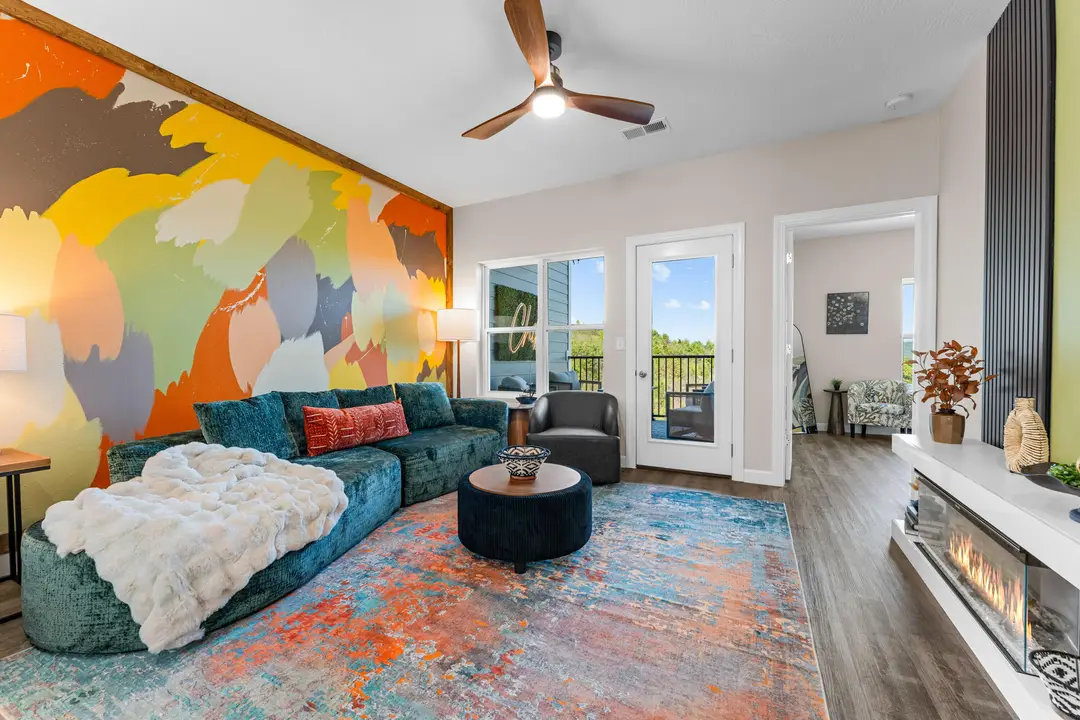 3013 N Vineyards Terrace