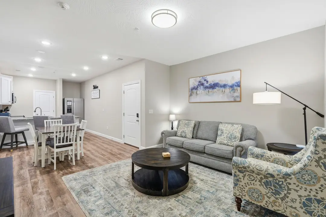 3003 North Vineyards Terrace — photo 5