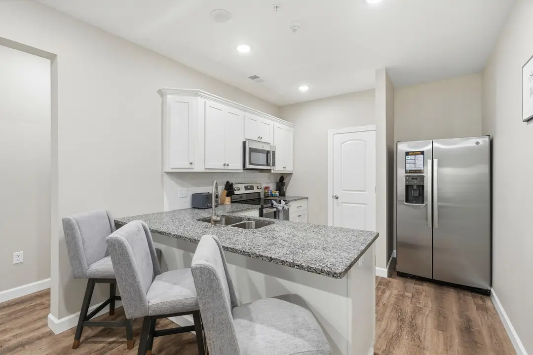 3003 North Vineyards Terrace — photo 9