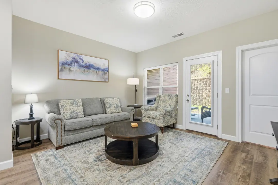 3003 North Vineyards Terrace